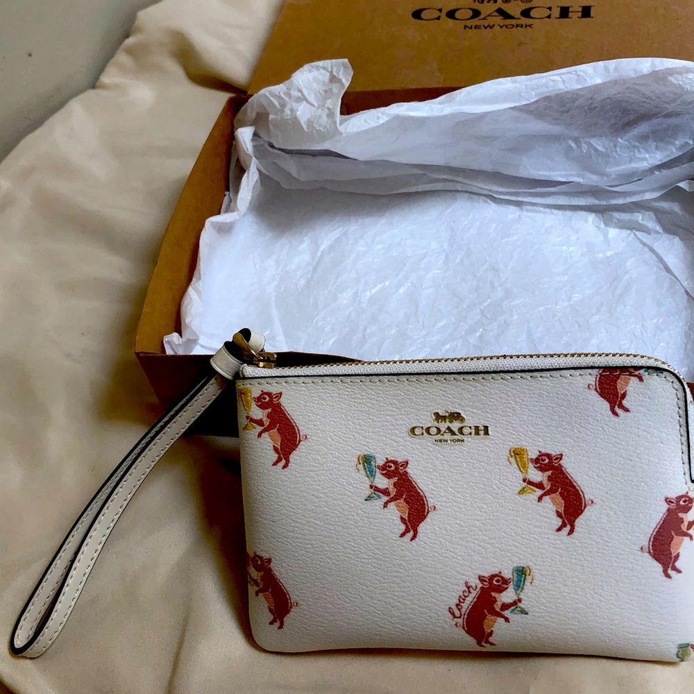 NWOT Coach Wristlet